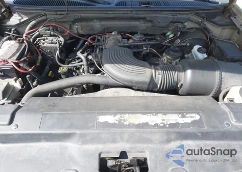 2001 Ford F-150 King Ranch Edition/Lariat/Xlt from USA, damaged, VIN 1FTRW08L11KF26390